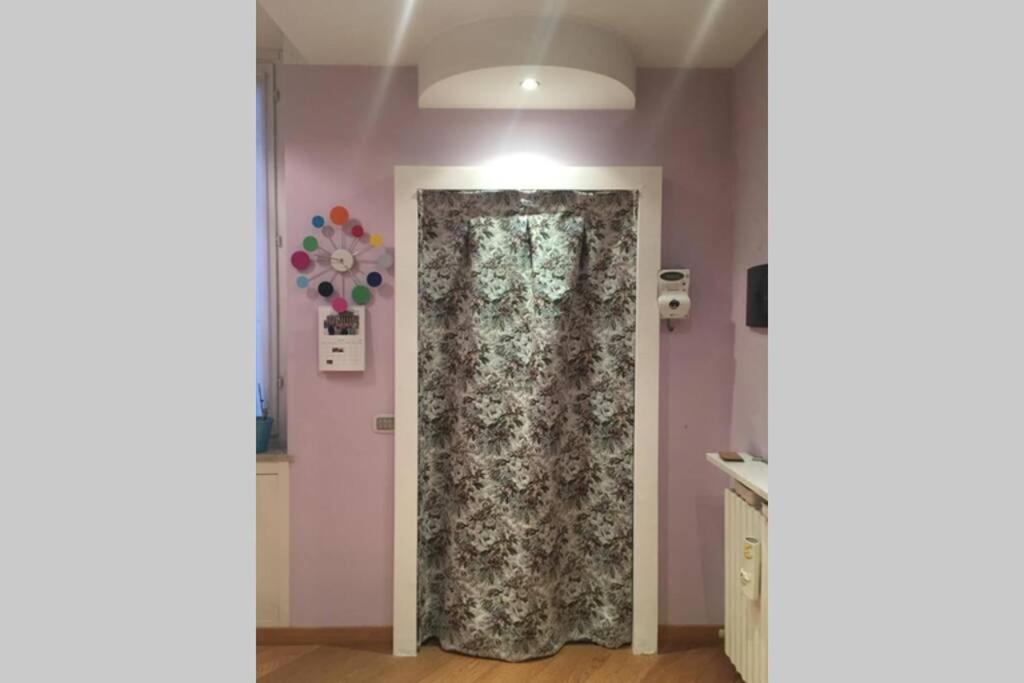 Squisito In Stabile Vecchia Appartement Milaan