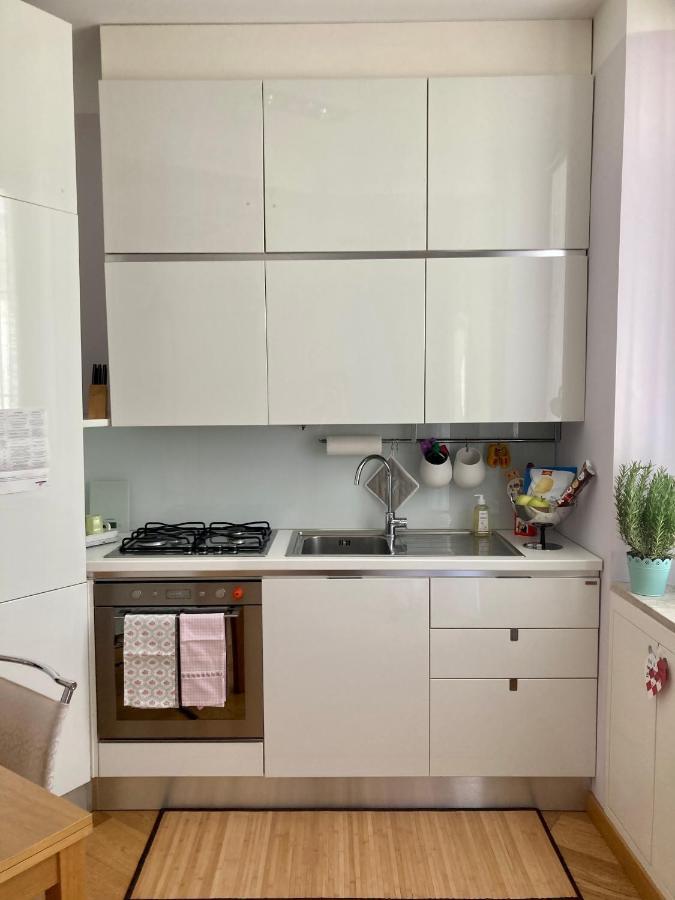 Squisito In Stabile Vecchia Appartement *
