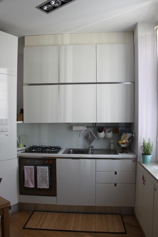 Appartement Squisito In Stabile Vecchia Milaan